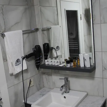 Hotel Grand Duayen *